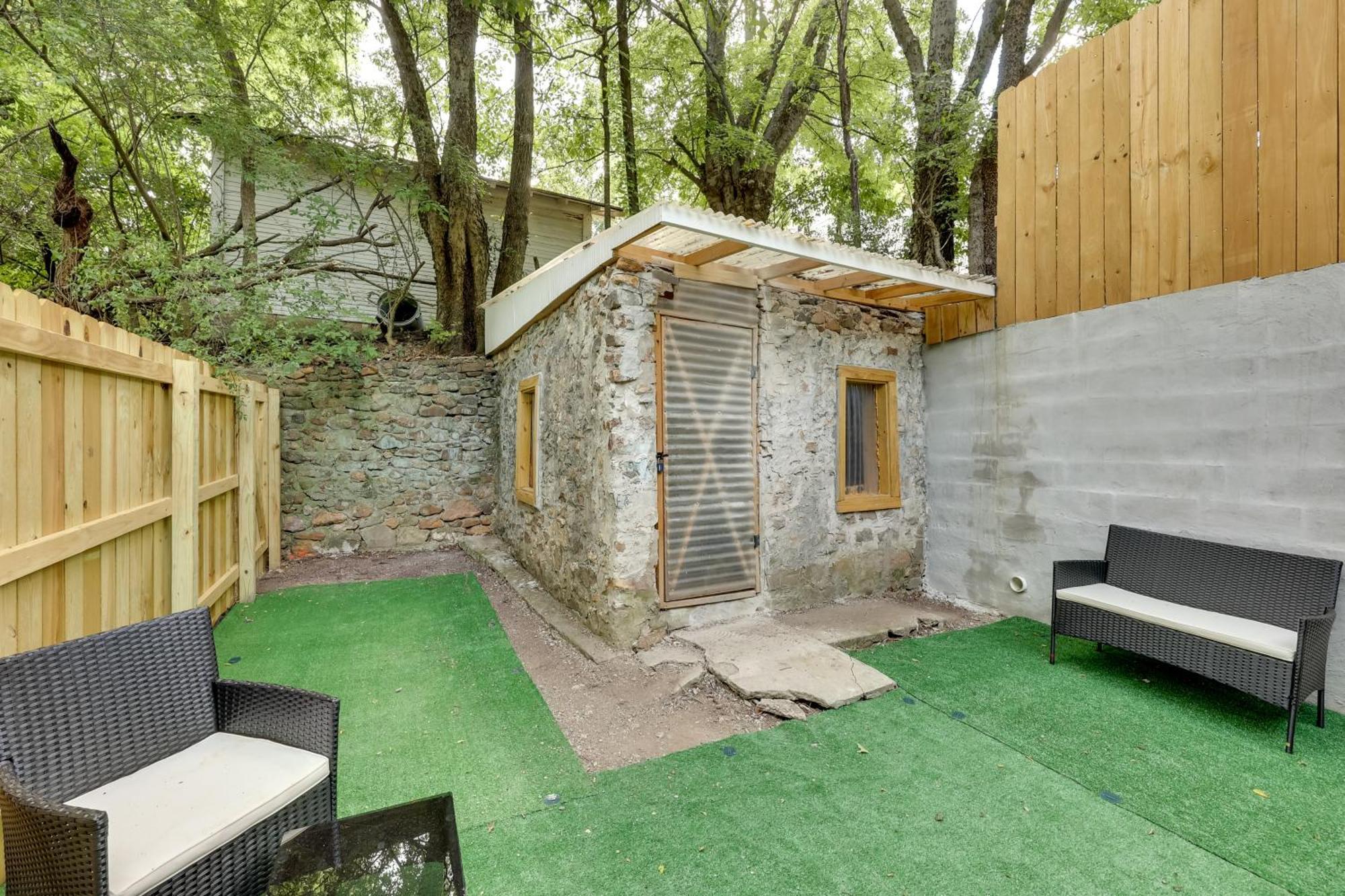 Hot Springs Home With Yard, Walk To Bathhouse Row! Bagian luar foto